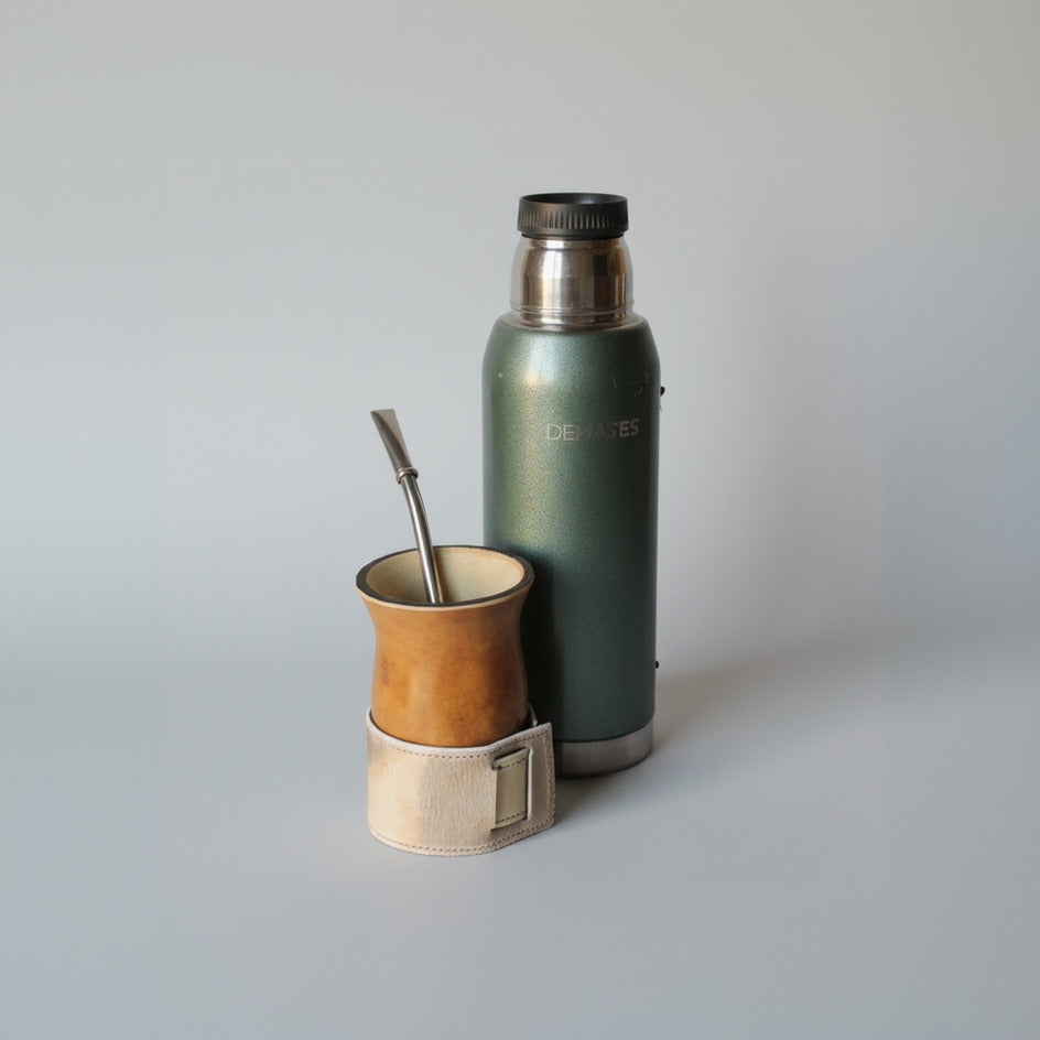 KIT Camionero de Calabaza Pulido + posa mates de cuero crudo + bombilla de alpaca + termo de demates