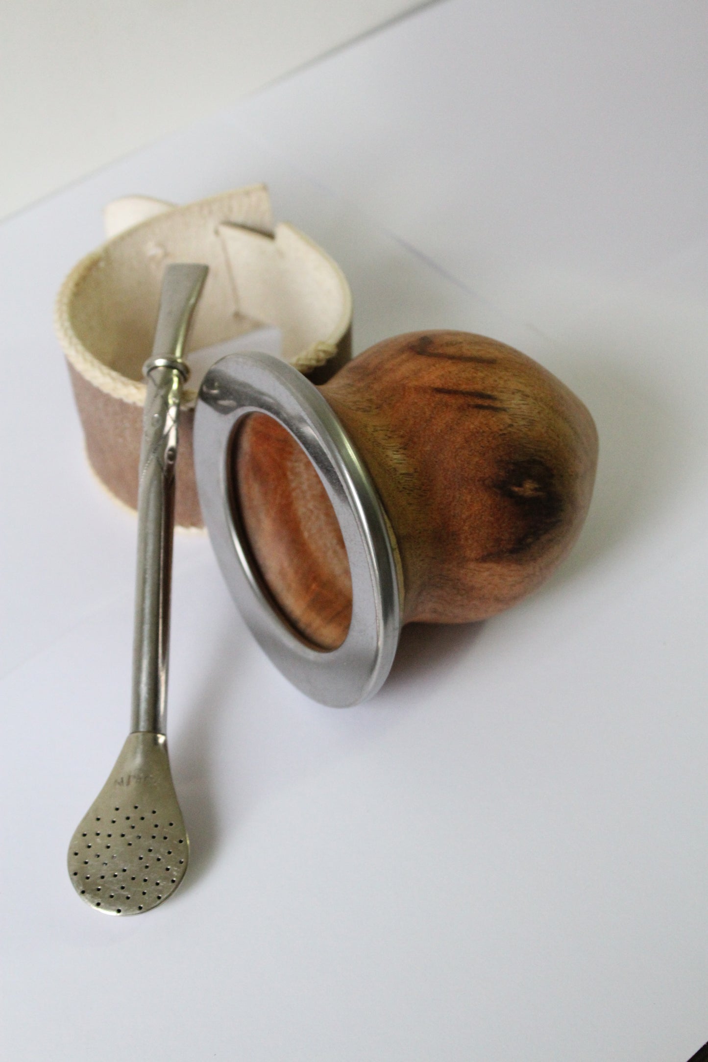 KIT 4 - Camionero en Algarrobo Negro con Virola de Acero+ Bombillon + Posa Mates Doble Costura