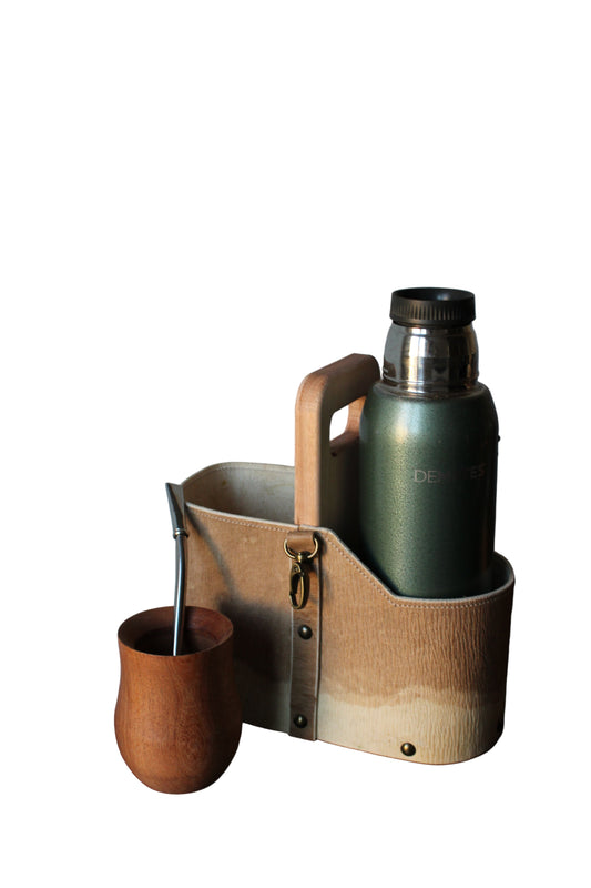 KIT 17-  Mate de Algarrobo + Matera de Cuero Crudo + Bombilla de Alpaca+ Termo de Demates