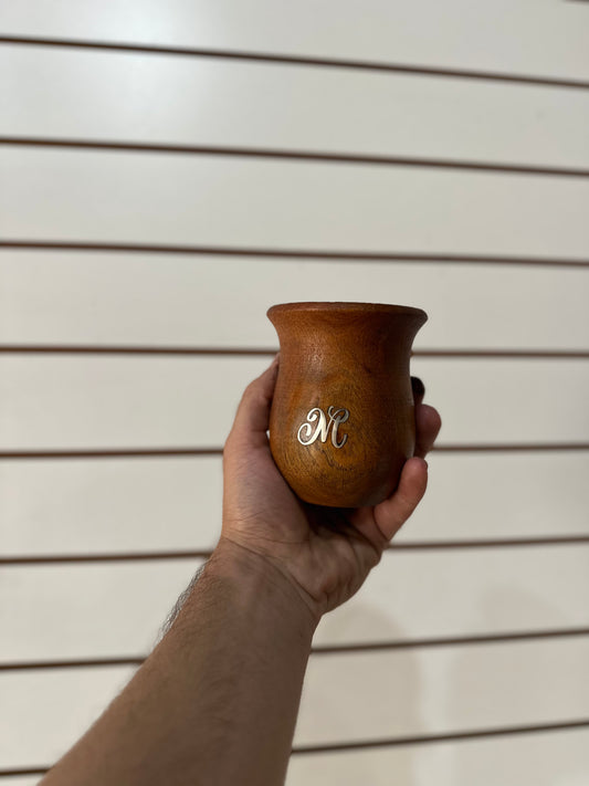 Camionero con Una Inicial en Cursiva