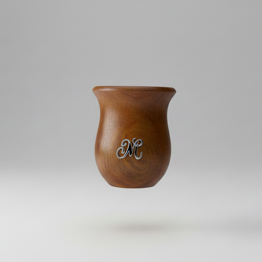 Camionero con Una Inicial en Cursiva