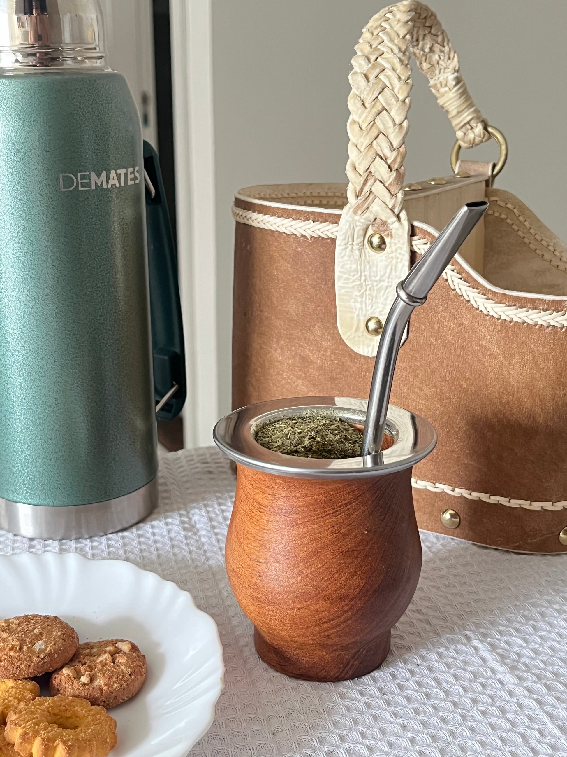 Mate camionero de Algarrobo con boquilla de Acero Inox.