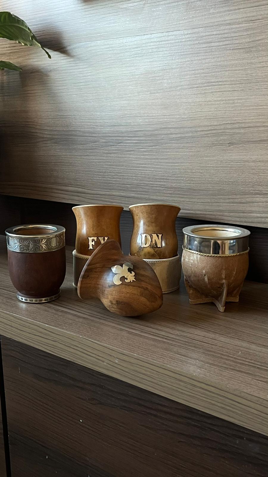 CALABAZA PREMIUM CON DOS INICIALES EN ALPACA. EDICION LIMITADA