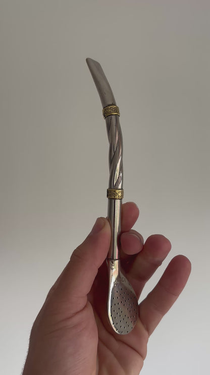 Bombillon de Alpaca torneada con Apliques en Bronce